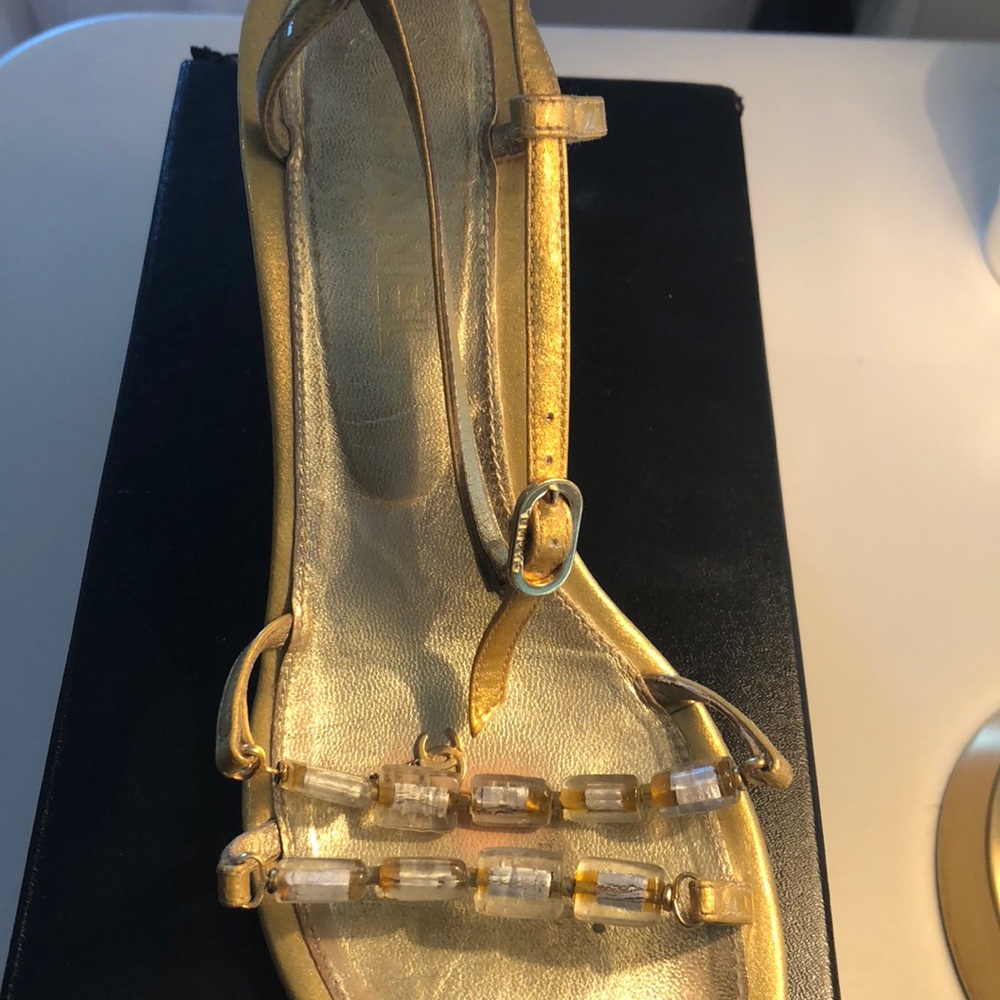 Women shoes